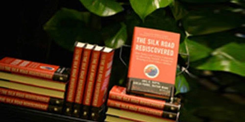 Girija Pande unveils “The Silk Road Re-discovered”
